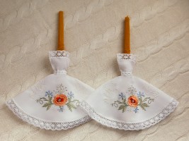 Вышитые салфетки для свечей "Маки"